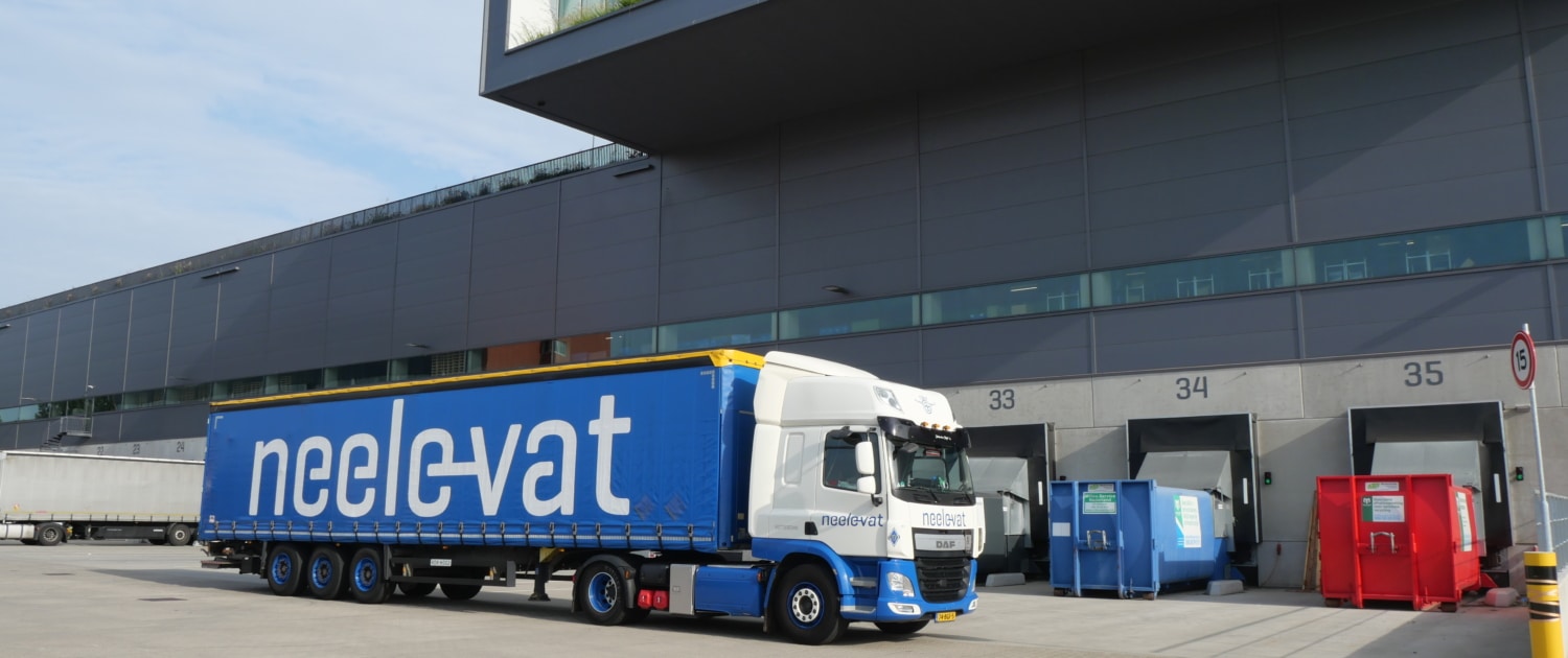 Que signifie « Value Added Logistics » (VAL) chez Neele-Vat ?