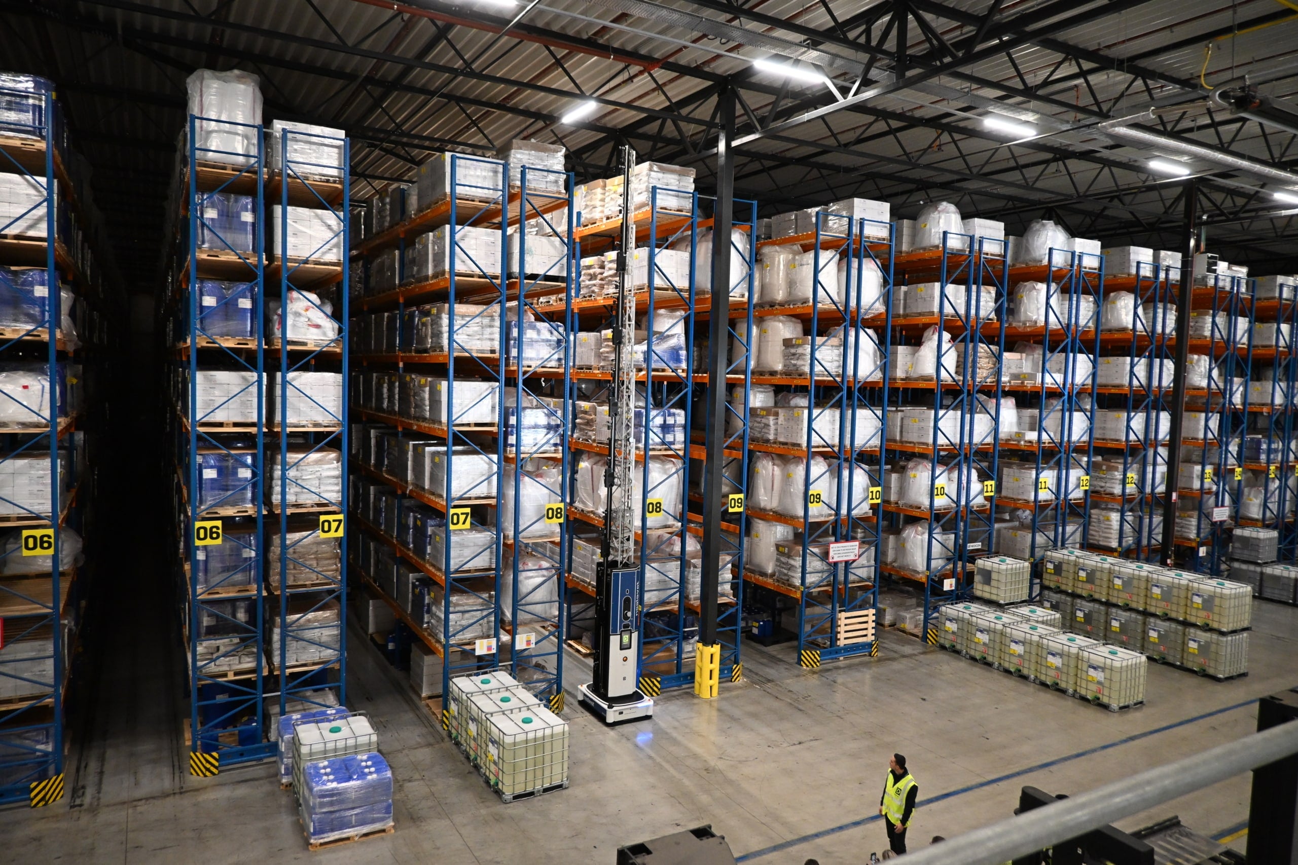 Amélioration de la précision des stocks chez Neele-Vat à Pernis grâce à un nouveau robot